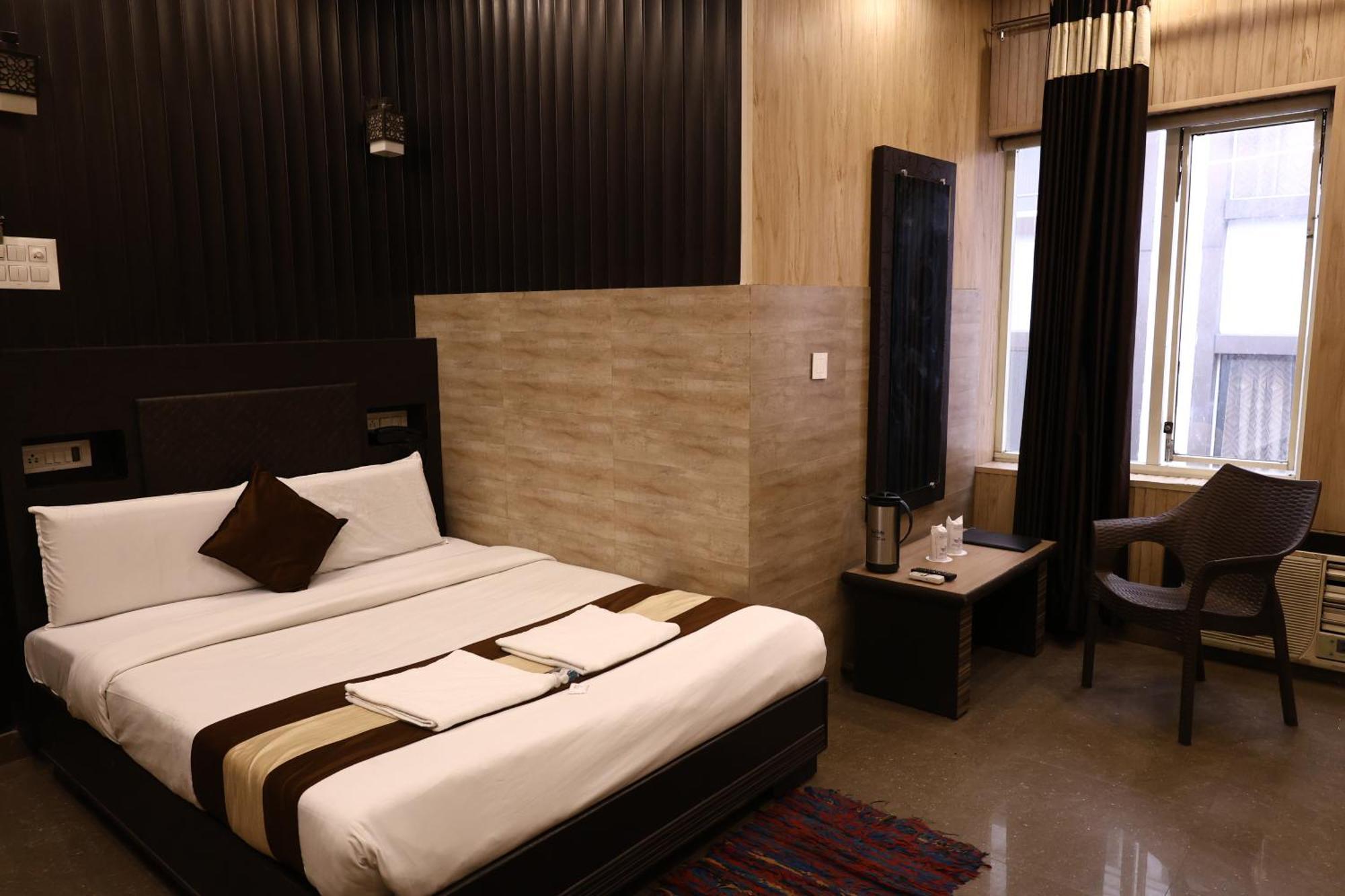 Hotel Pardesi Haridwar Ngoại thất bức ảnh