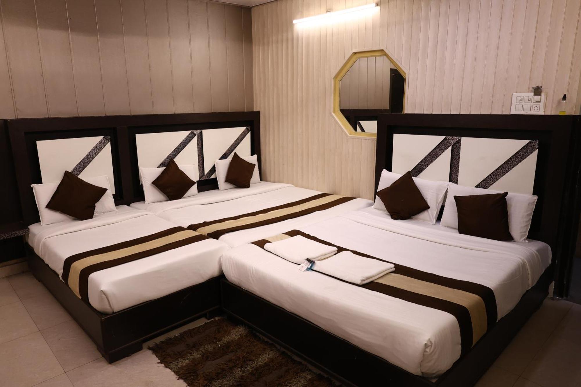 Hotel Pardesi Haridwar Ngoại thất bức ảnh