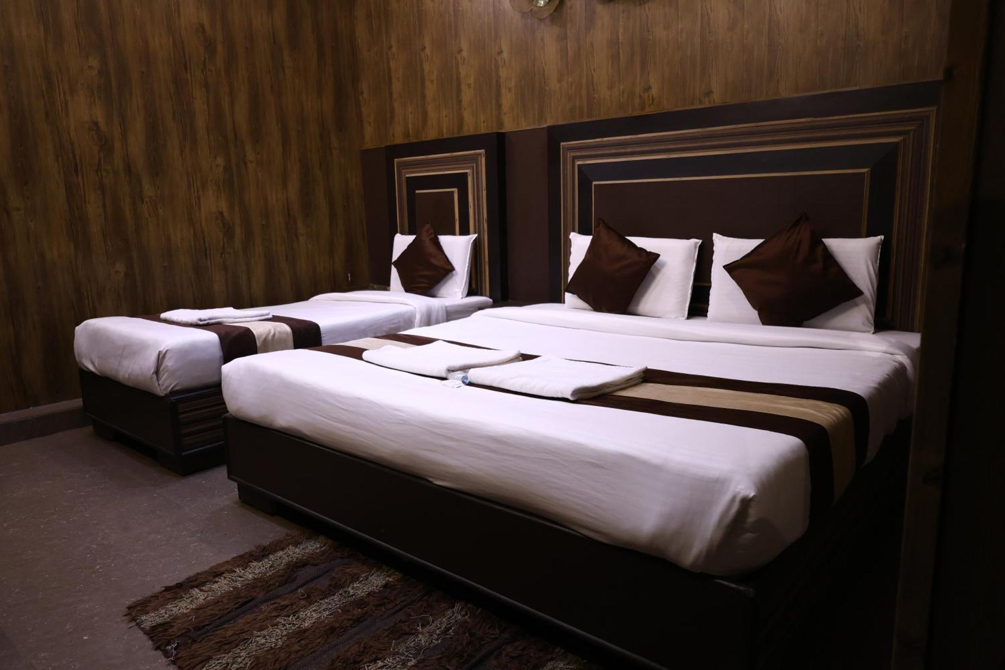 Hotel Pardesi Haridwar Ngoại thất bức ảnh