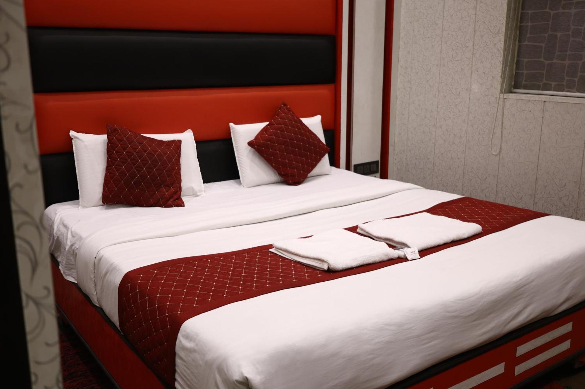 Hotel Pardesi Haridwar Ngoại thất bức ảnh