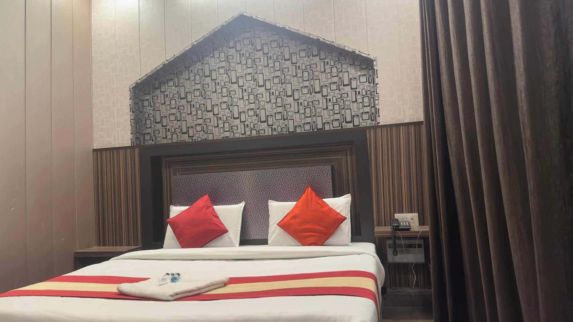 Hotel Pardesi Haridwar Phòng bức ảnh