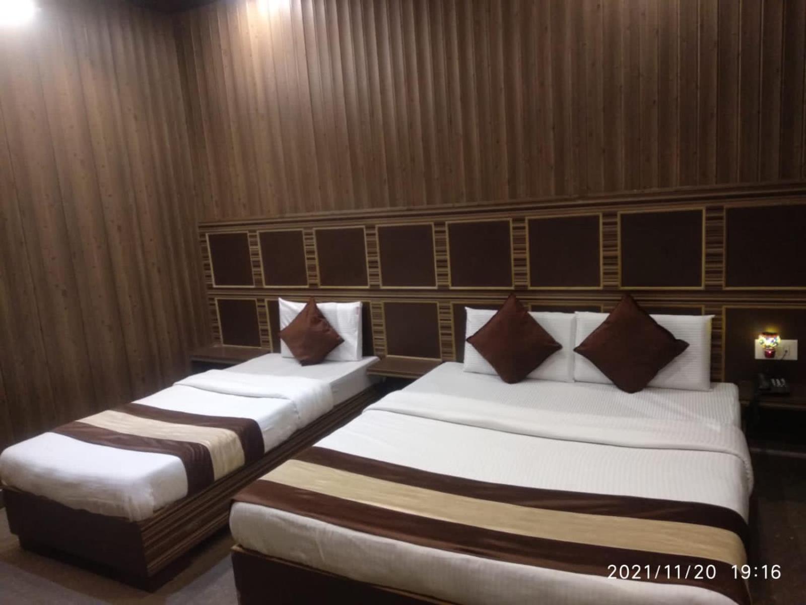 Hotel Pardesi Haridwar Ngoại thất bức ảnh