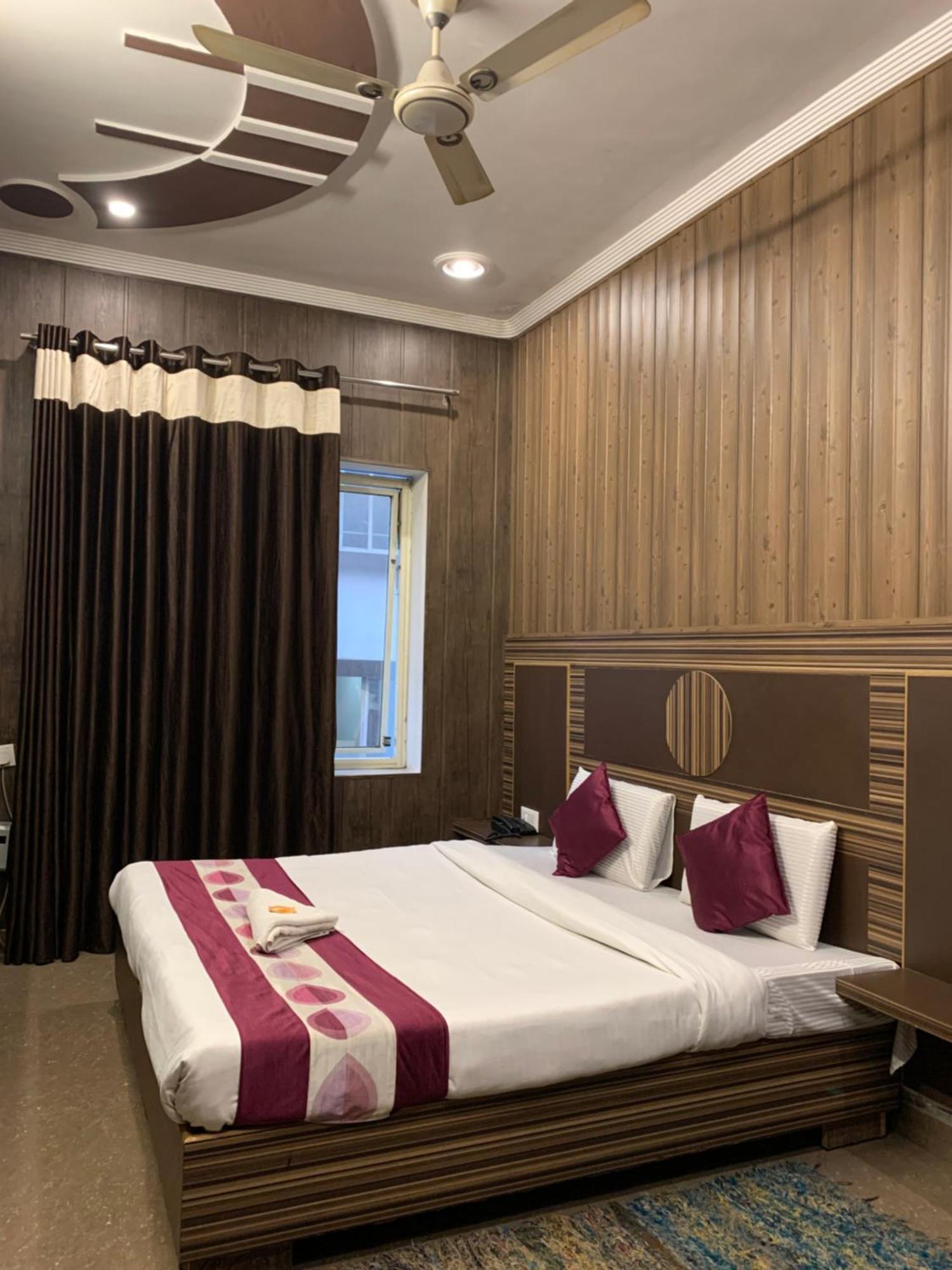 Hotel Pardesi Haridwar Ngoại thất bức ảnh