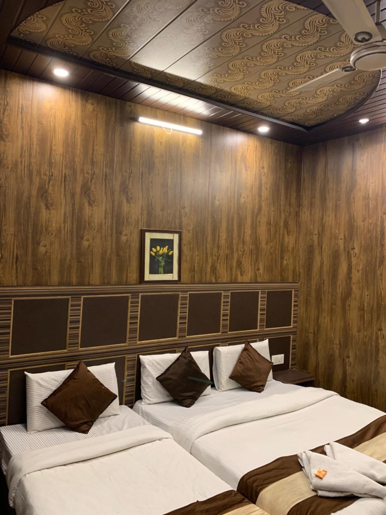 Hotel Pardesi Haridwar Ngoại thất bức ảnh