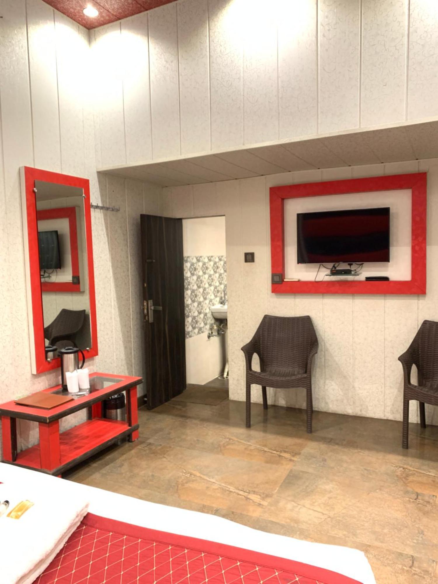 Hotel Pardesi Haridwar Ngoại thất bức ảnh