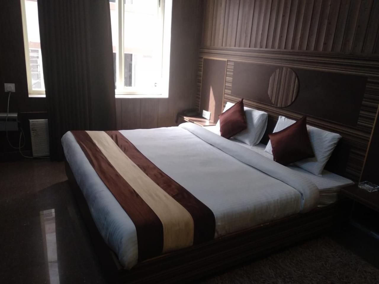 Hotel Pardesi Haridwar Ngoại thất bức ảnh