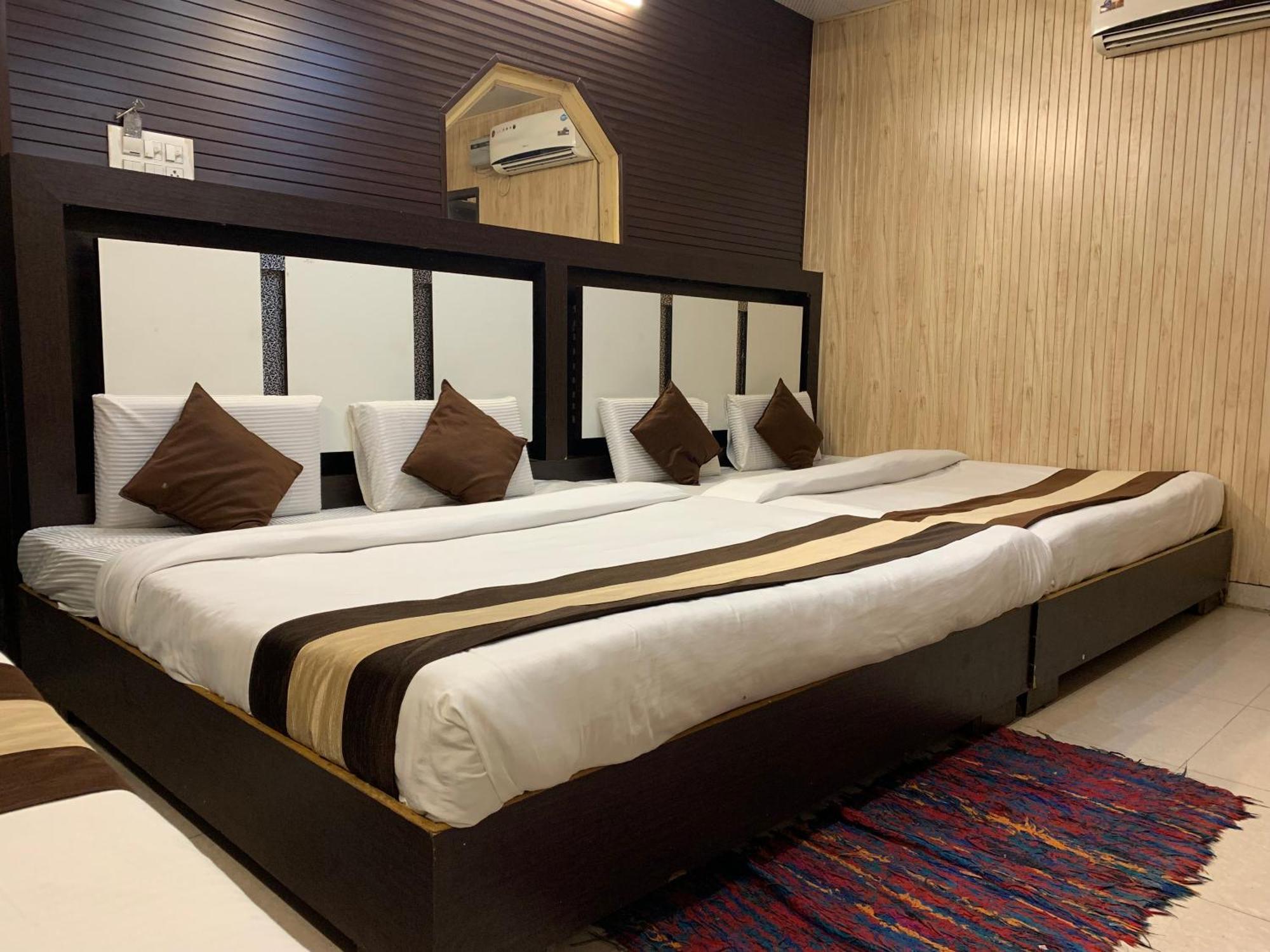 Hotel Pardesi Haridwar Ngoại thất bức ảnh
