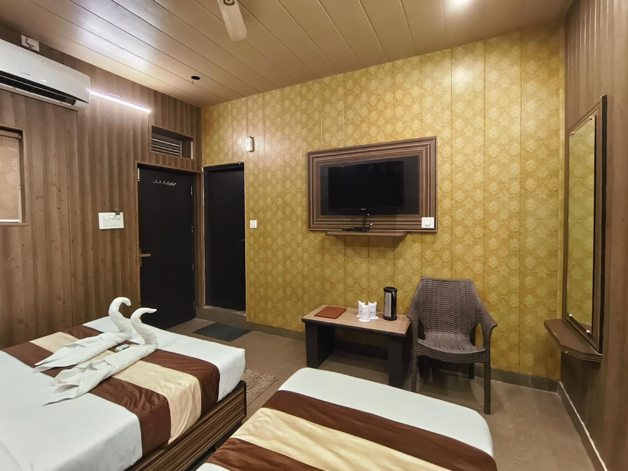 Hotel Pardesi Haridwar Ngoại thất bức ảnh